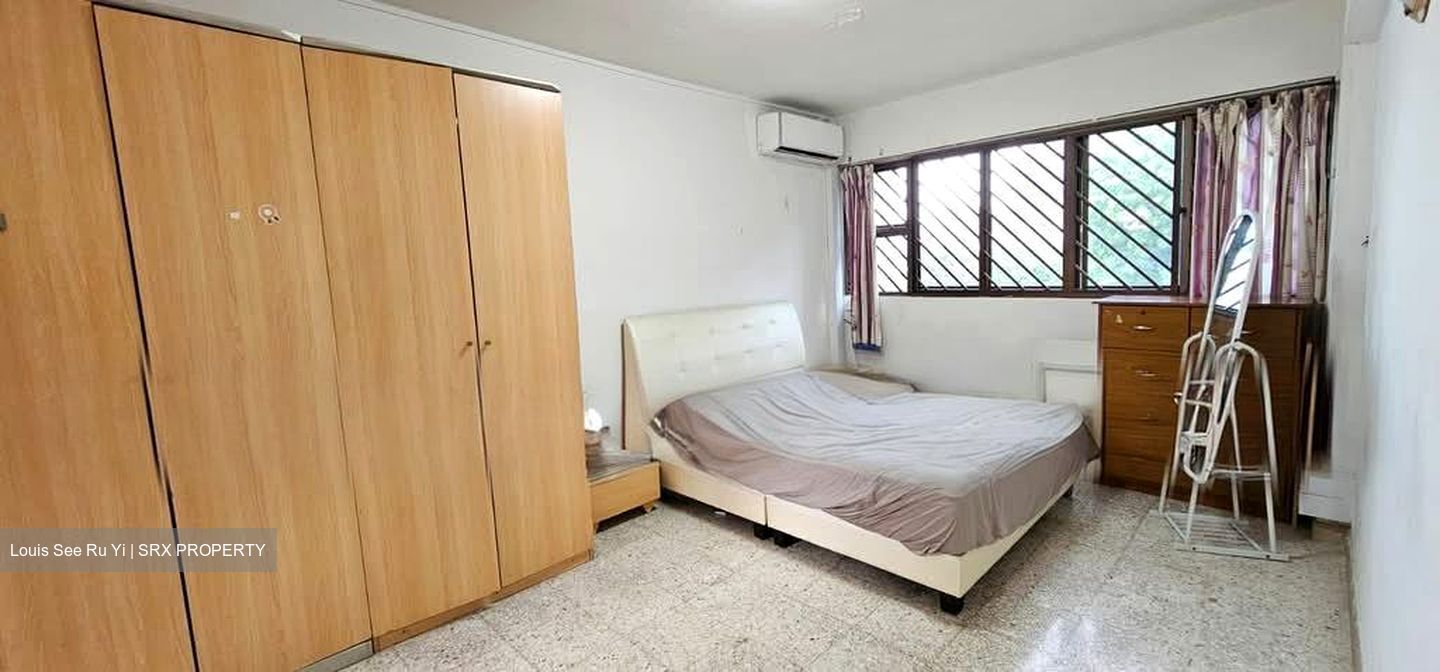 Blk 203 Jurong East View (Jurong East), HDB 5 Rooms #557528871